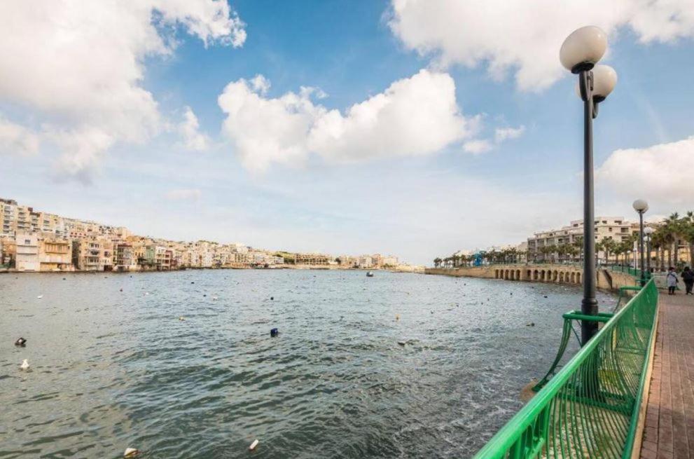 Sea View 2 Bedroom Apartment Marsaskala Exterior foto